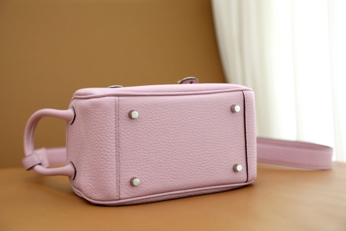  Handbags Hermes Lindy mini tc
