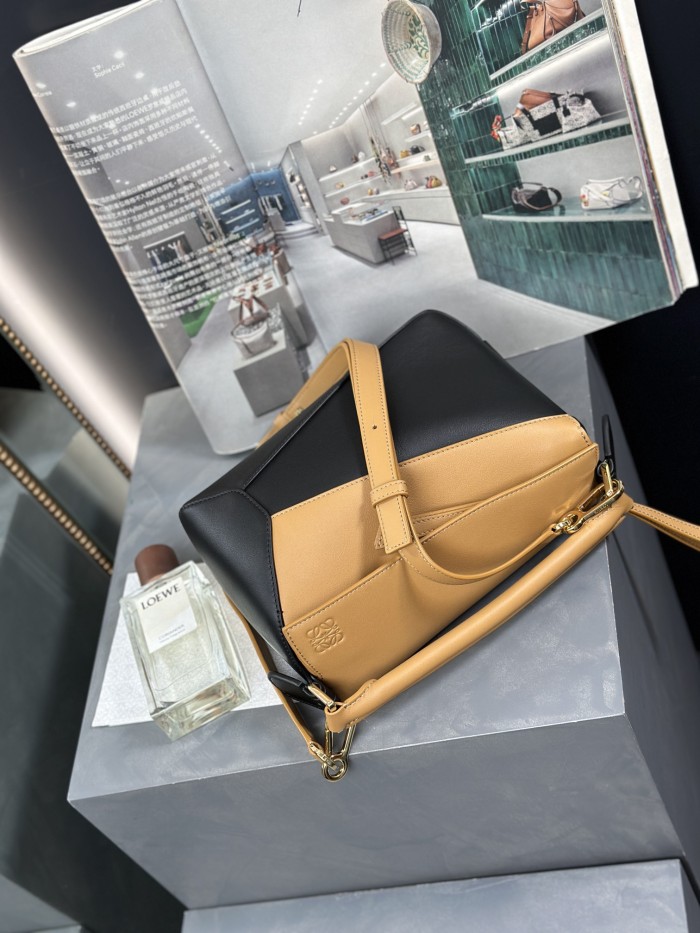  Handbags LOEWE Jonathan Anderson size:24-10.5-16 cm