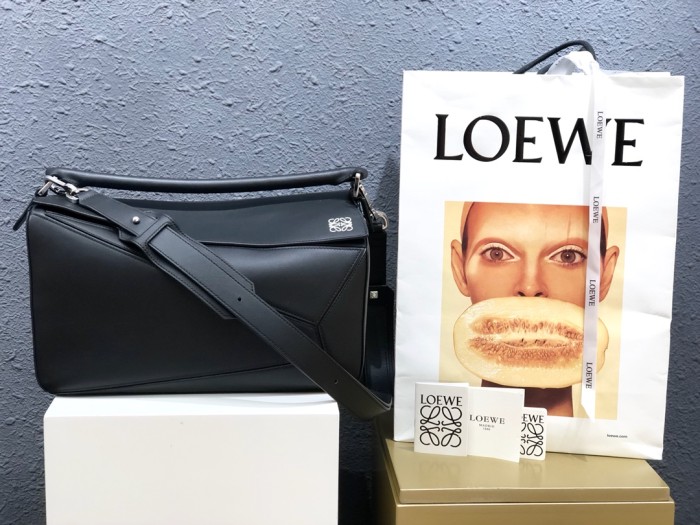  Handbags LOEWE Ykk size:35x17x24 cm
