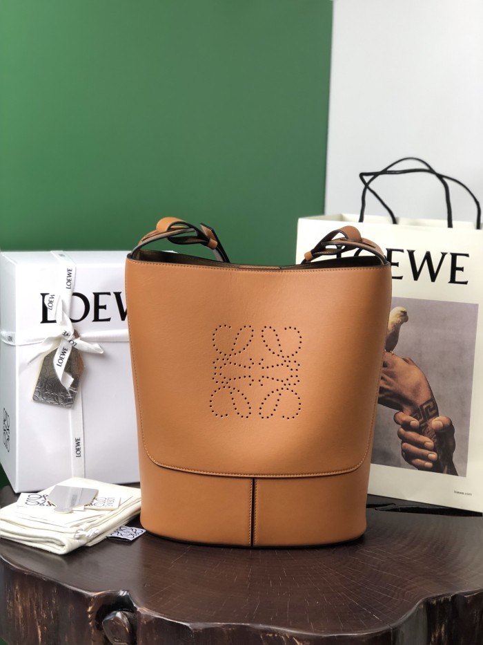  Handbags LOEWE Anagram size:32-26-13 cm