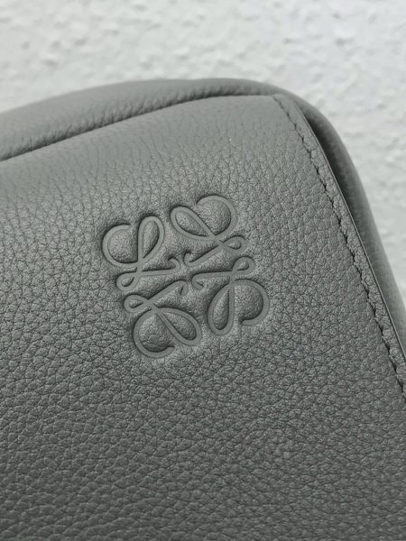  Handbags LOEWE Military size:39*28*11 cm