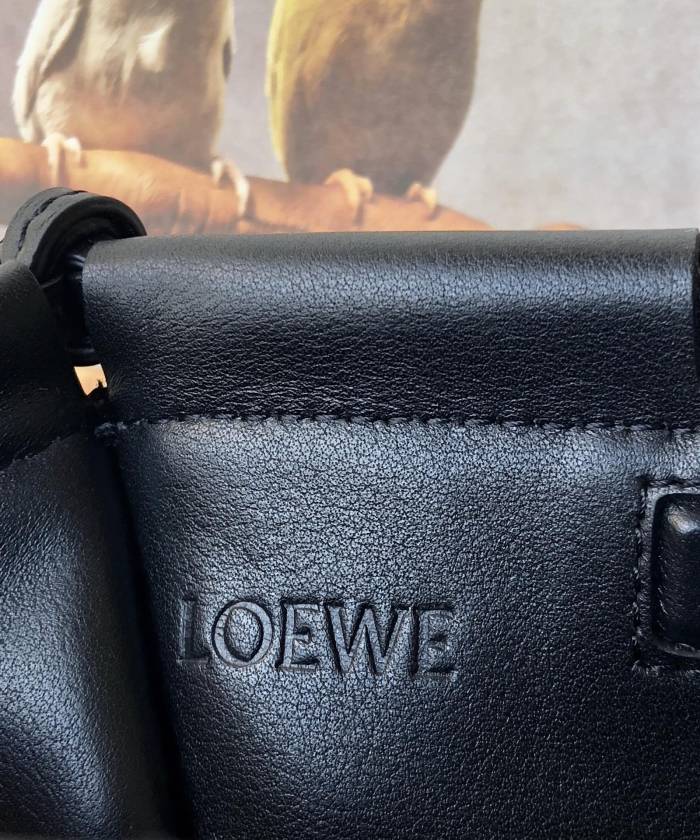  Handbags LOEWE Cushion tote size:35-27-19 cm