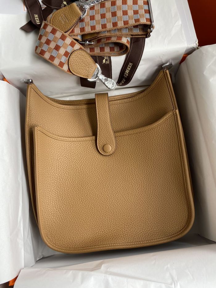  Handbags Hermes Evelyn size:29 cm