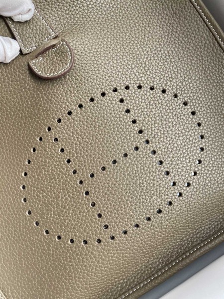  Handbags Hermes Evelyn size:29 cm