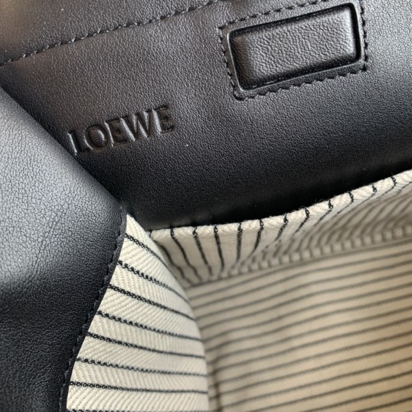 Handbags LOEWE Cushion tote size:35-27-19 cm
