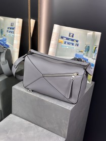  Handbags LOEWE Ykk size:35x17x24 cm