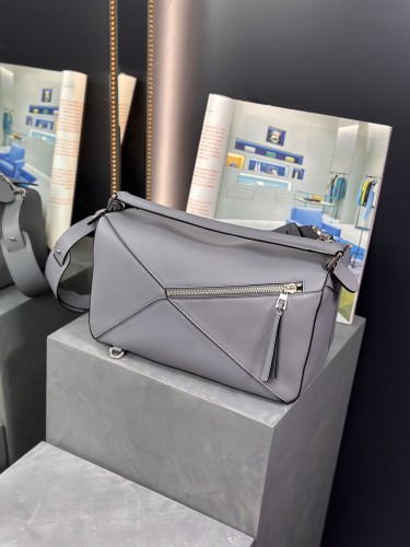  Handbags LOEWE Ykk size:35x17x24 cm