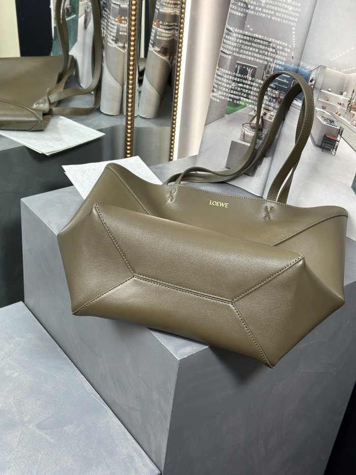  Handbags LOEWE 𝙋𝙪𝙯𝙯𝙡𝙚 𝙁𝙤𝙡𝙙  size:25.5-14.5-31.5 cm