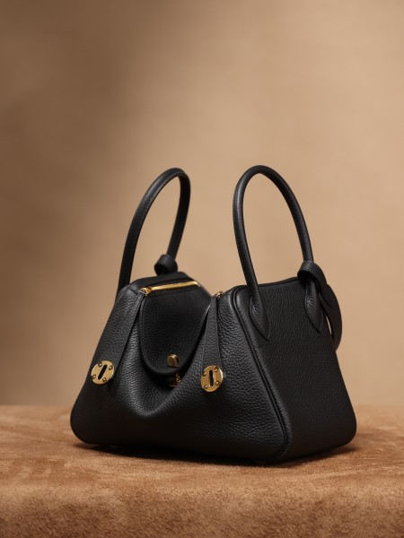  Handbags Hermes Lindy size:26x 18x14 cm