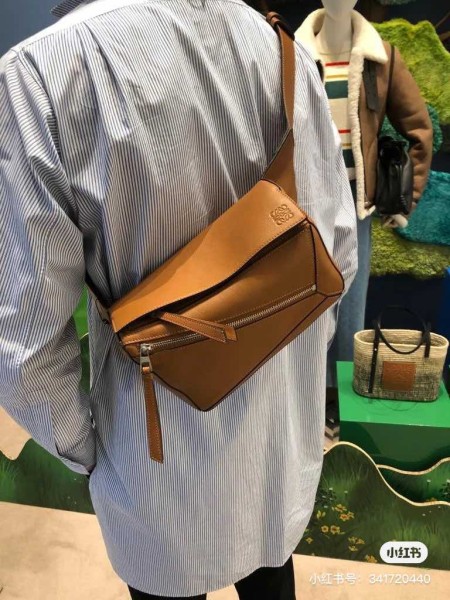  Handbags LOEWE Ykk size:24-10-16 cm