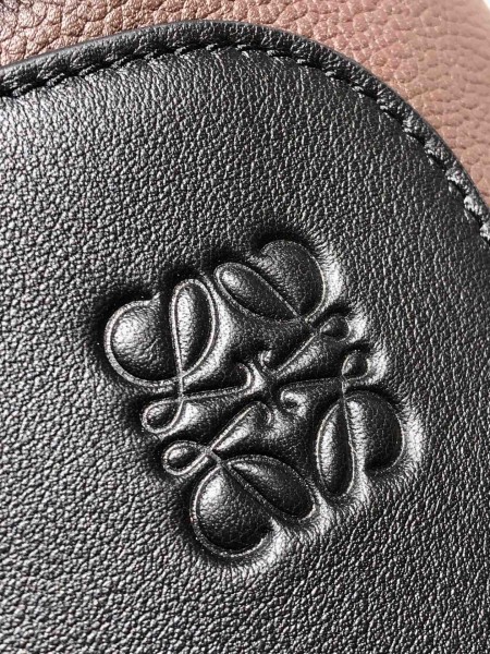  Handbags LOEWE Goya backpack size:34×w15×H41 cm