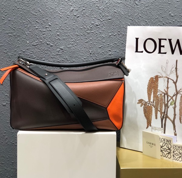  Handbags LOEWE Ykk size:35x17x24 cm
