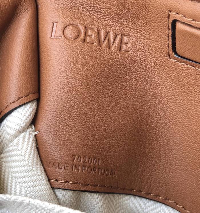  Handbags LOEWE Cushion tote size:35-27-19 cm
