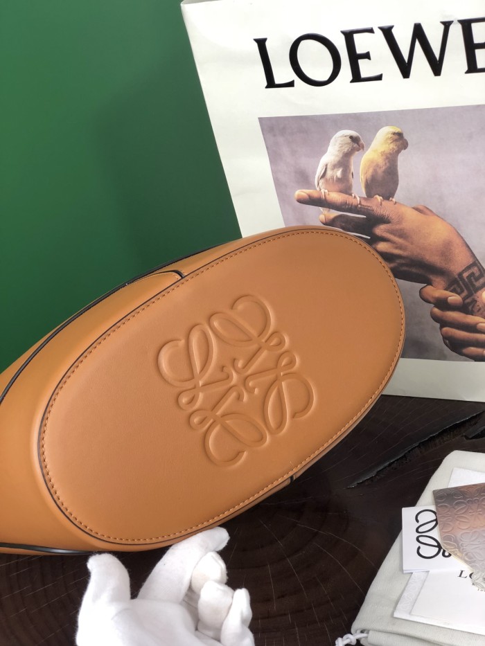  Handbags LOEWE Anagram size:32-26-13 cm