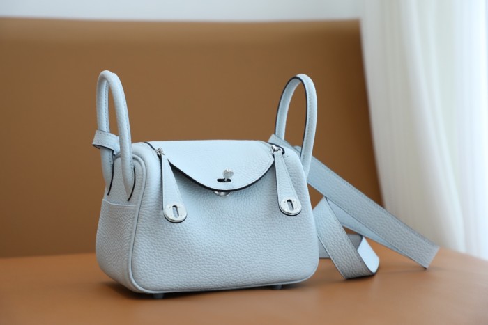  Handbags Hermes Lindy mini tc