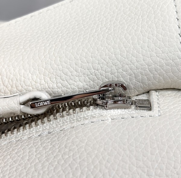  Handbags LOEWE Jonathan Anderson size:24-10.5-16 cm