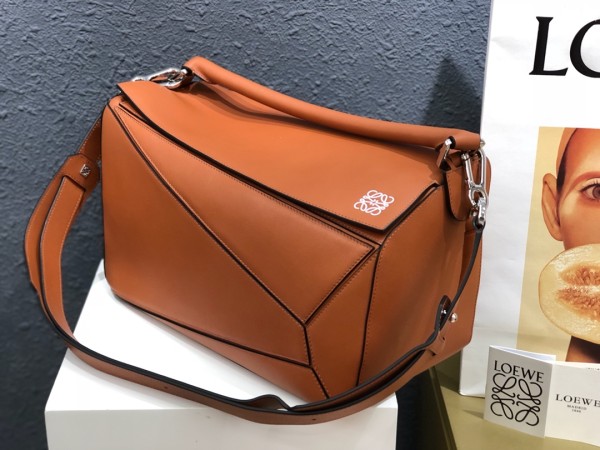  Handbags LOEWE Ykk size:35x17x24 cm