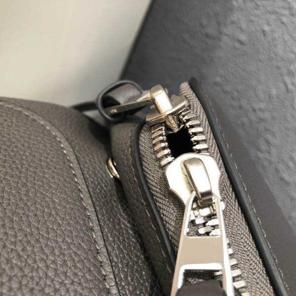  Handbags LOEWE Goya backpack size:34×w15×H41 cm