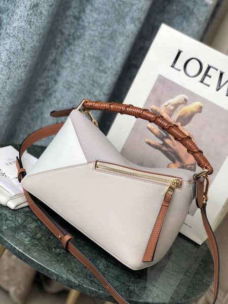  Handbags LOEWE Jonathan Anderson size:24-10.5-16 cm