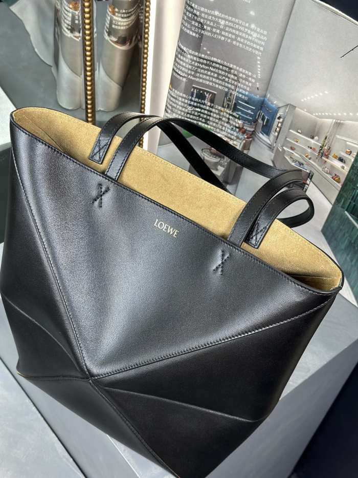  Handbags LOEWE 𝙋𝙪𝙯𝙯𝙡𝙚 𝙁𝙤𝙡𝙙  size:25.5-14.5-31.5 cm