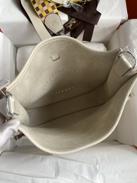  Handbags Hermes Evelyn size:29 cm