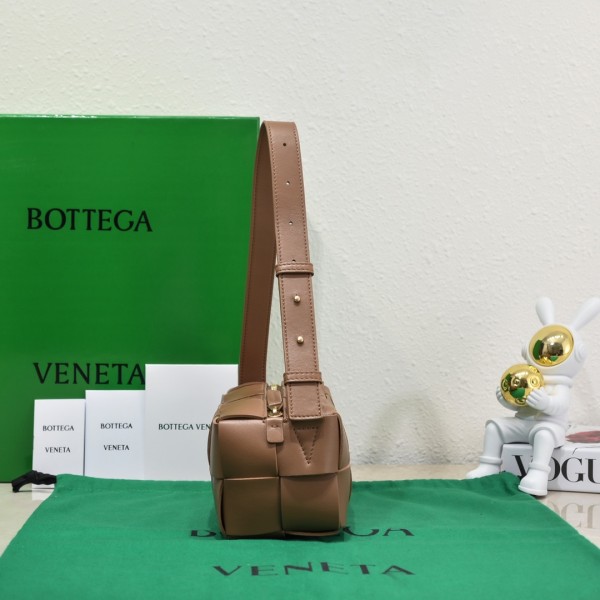 handbags Bottega Veneta 9305 size:24*20*10cm