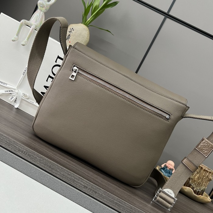  Handbags LOEWE 11360 size:33X25X10 cm
