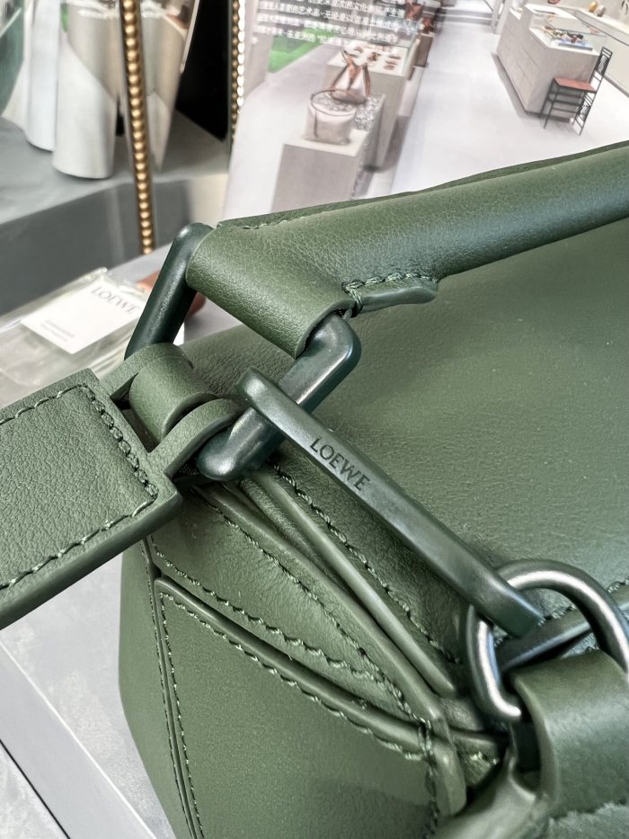  Handbags LOEWE 𝙿𝚞𝚣𝚣𝚕𝚎  size:24-16.5-10.5 cm