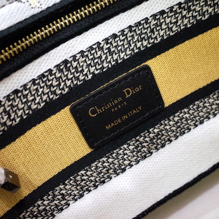  Handbags  Dior 6605 size:24cm