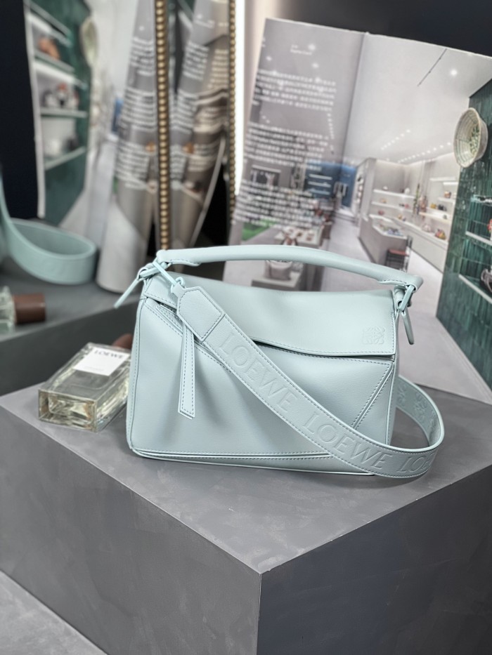  Handbags LOEWE 𝙿𝚞𝚣𝚣𝚕𝚎  size:24-16.5-10.5 cm