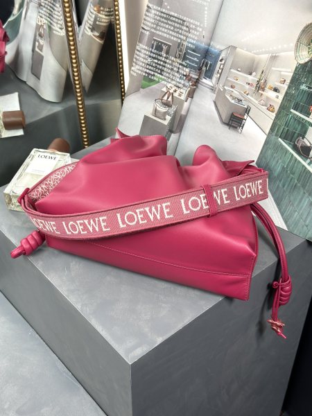  Handbags LOEWE 𝗟𝗼𝗲𝘄𝗼 𝗙𝗹𝗮𝗺𝗲𝗻𝗰𝗼 size:30-24.5-10.5 cm