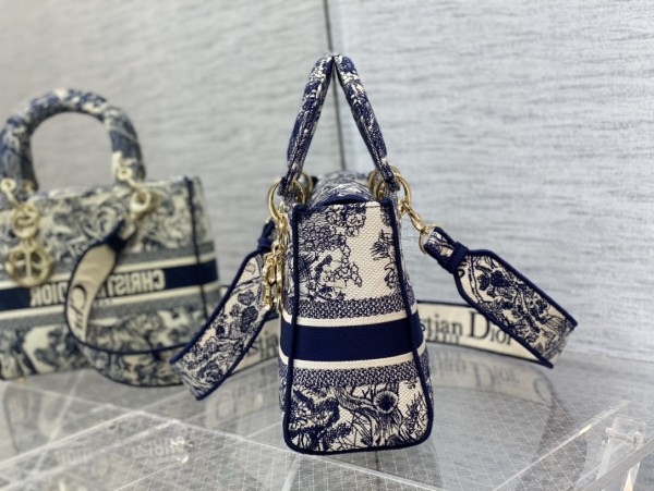  Handbags Dior 6605 size:24cm