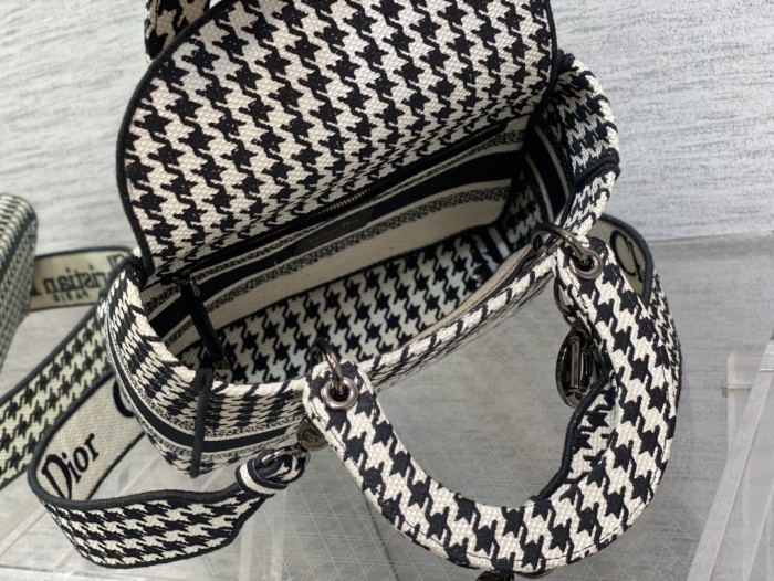  Handbags Dior 6605 size:24cm