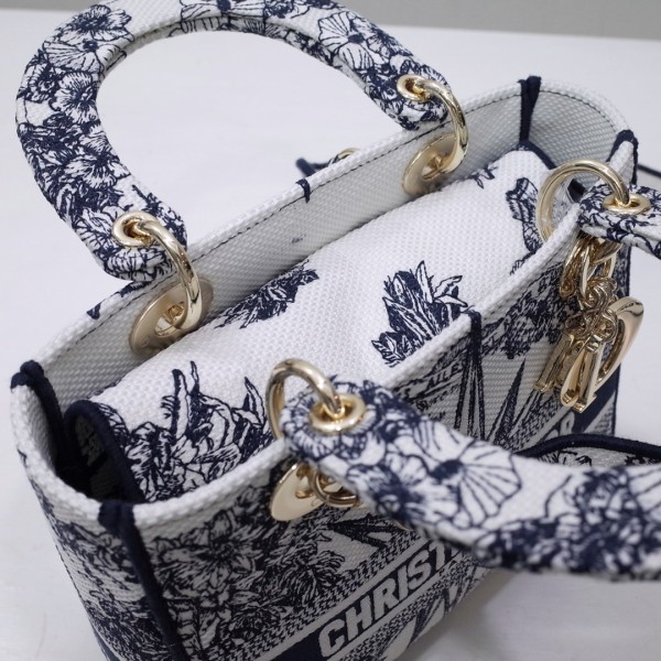  Handbags  Dior 6605 size:24cm