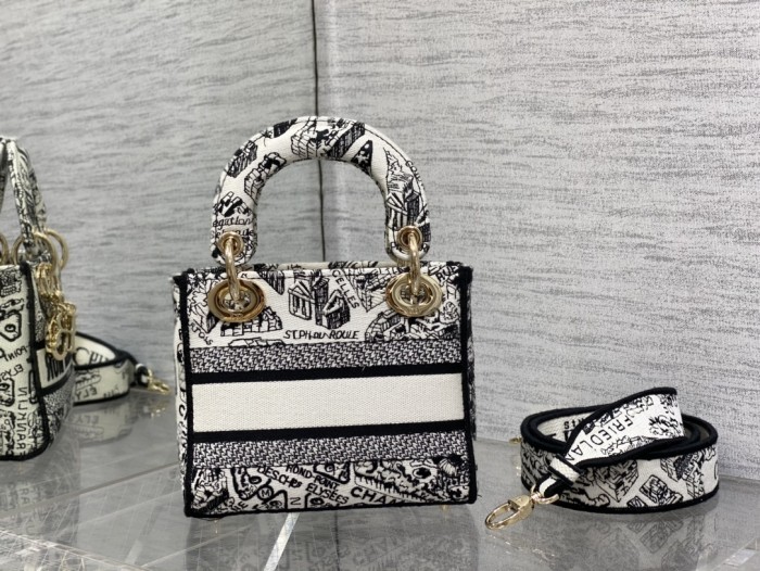 Handbags  Dior 6603 size:17*7*15 cm