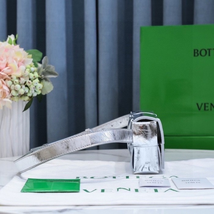  Handbags LOEWE 6815 size:17.5×9.5×5 cm