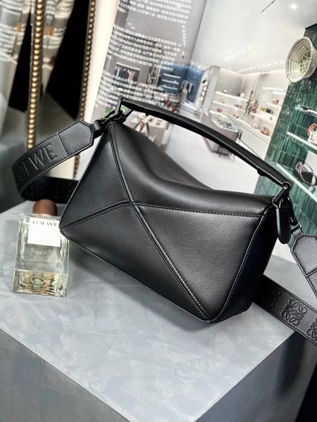  Handbags LOEWE 𝙿𝚞𝚣𝚣𝚕𝚎  size:24-16.5-10.5 cm