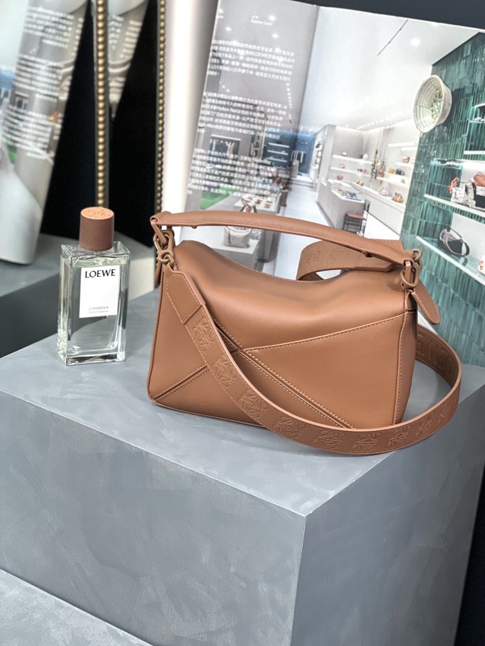  Handbags LOEWE 𝙿𝚞𝚣𝚣𝚕𝚎  size:24-16.5-10.5 cm