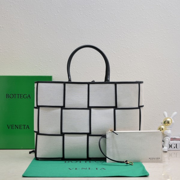 Handbags  Bottega Veneta 9890 size:47x13x33 cm