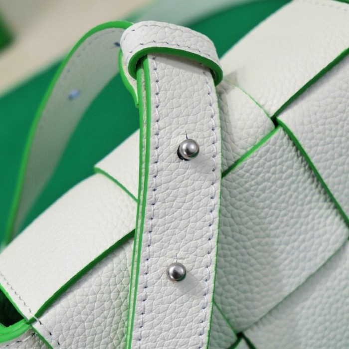  Handbags LOEWE 6813 size:12x8x4 cm