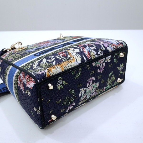  Handbags  Dior 6605 size:24cm