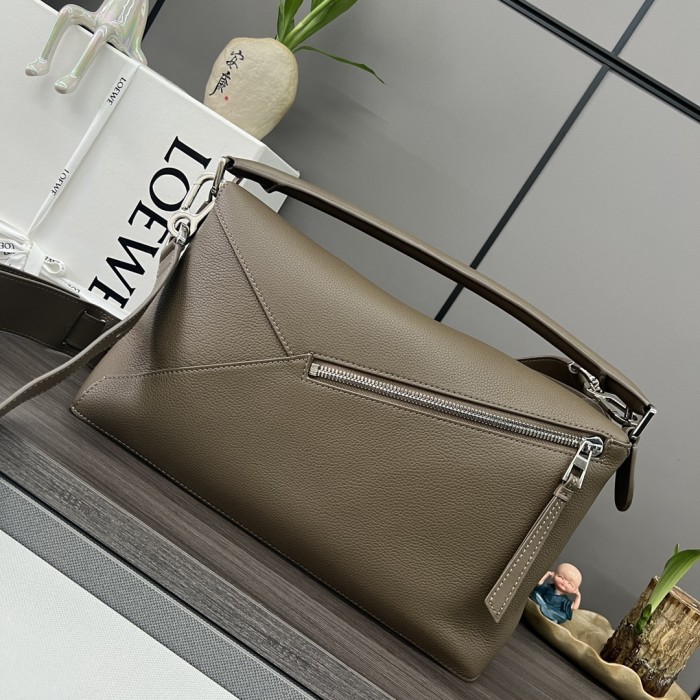  Handbags  LOEWE 10188 size:36.5*19*23 cm