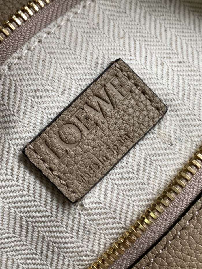  Handbags LOEWE 10170 size:35*17*24 cm