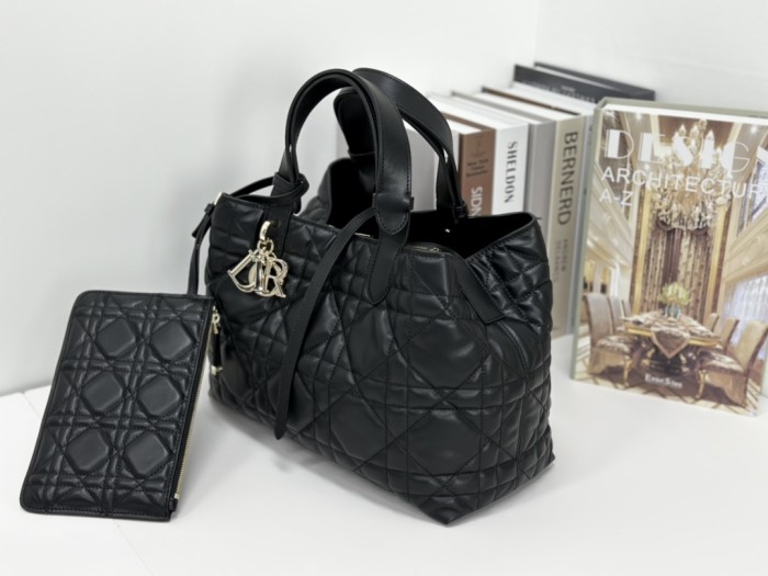  Handbags  Dior 6231 size:28x21x19 cm