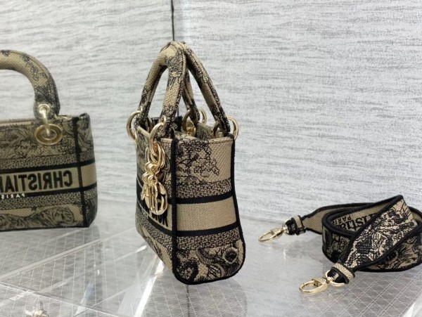 Handbags   Dior 6603 size:17cm