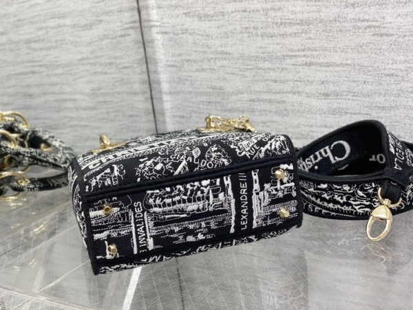 Handbags Dior 6603 size:17*7*15 cm