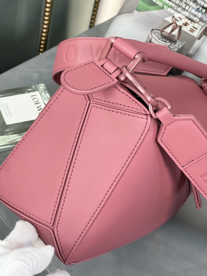  Handbags LOEWE 𝙿𝚞𝚣𝚣𝚕𝚎  size:24-16.5-10.5 cm