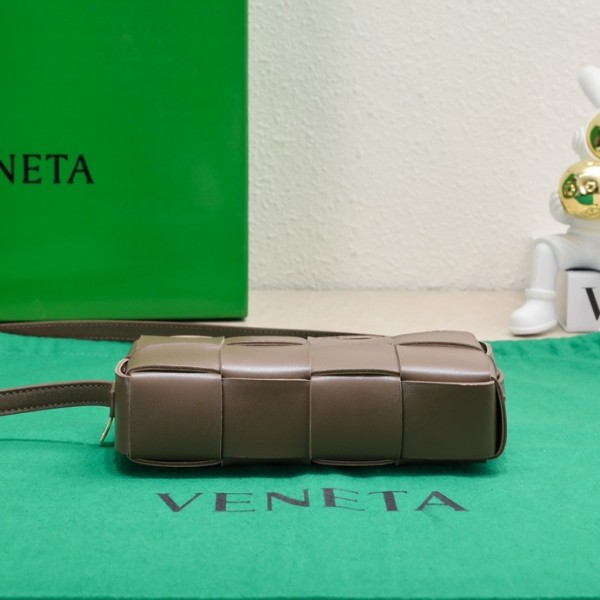  Handbags LOEWE 6816 size:18*9*3.5 cm