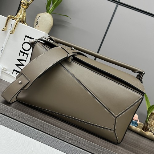  Handbags LOEWE 10170 size:36.5*19*23 cm