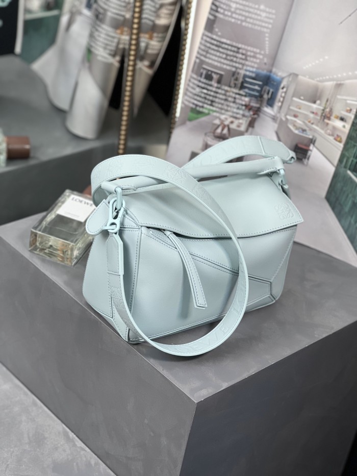  Handbags LOEWE 𝙿𝚞𝚣𝚣𝚕𝚎  size:24-16.5-10.5 cm